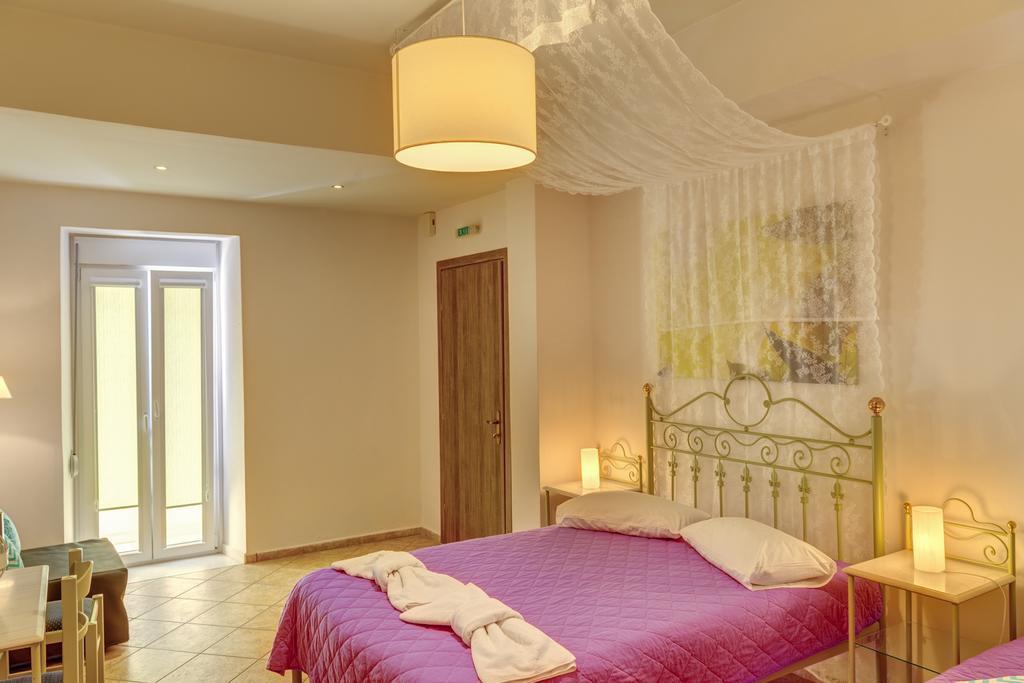 Ethrion Hotel แอร์มูโปลี ภายนอก รูปภาพ